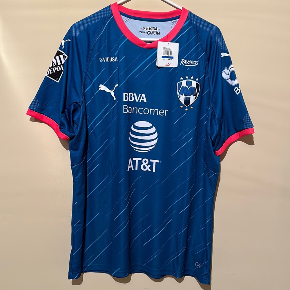 New! Monterrey Away Jersey Mens Size XL by Puma! Great condition.